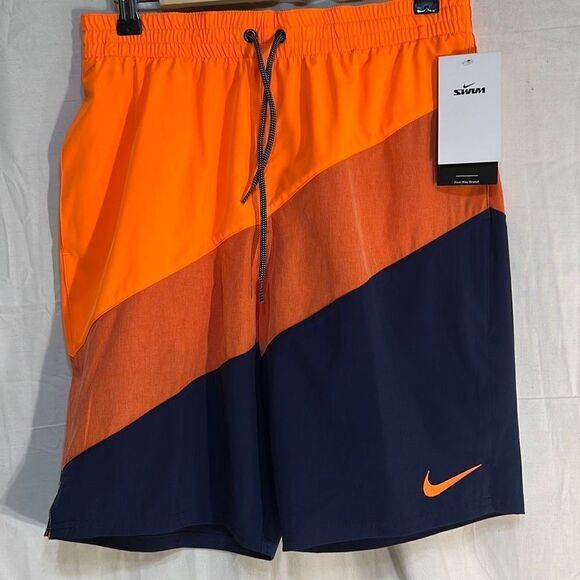 Nike Swim Men's Color Surge 9” Volley Swim Trunks-NESSC521-822 NEW-Mens Small - Picture 3 of 4